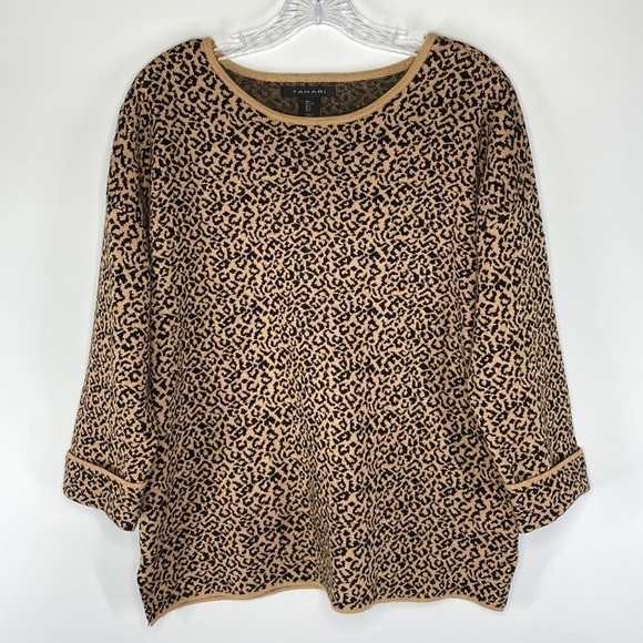 Tahari Leopard Print 3/4 Length Cuffed Sleeves Sweater Large - Picture 1 of 4